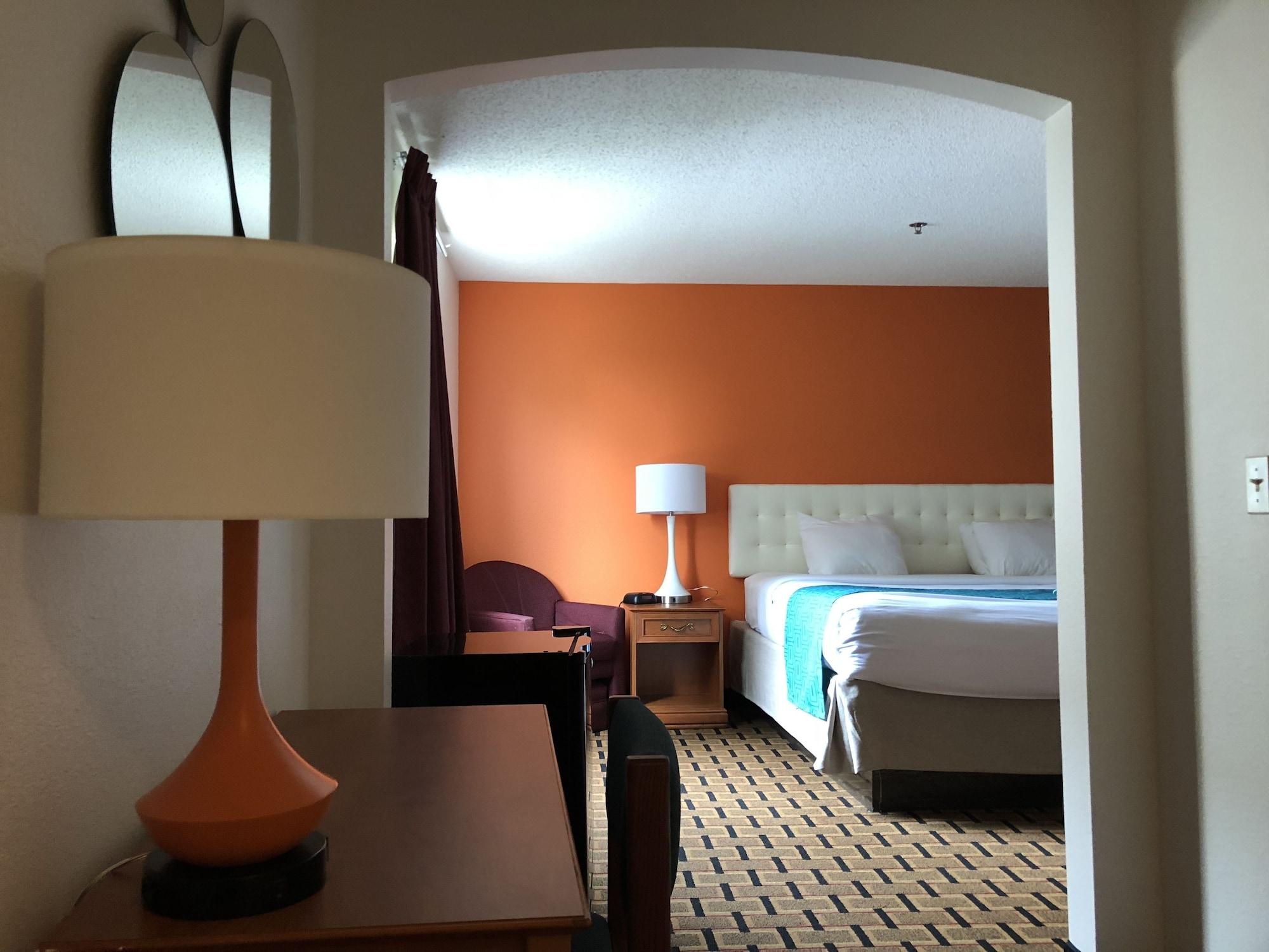 Howard Johnson By Wyndham Airport Λούισβιλ Εξωτερικό φωτογραφία
